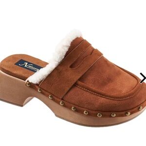 Natural Reflections Women's Brown Suede Mules with Shearling